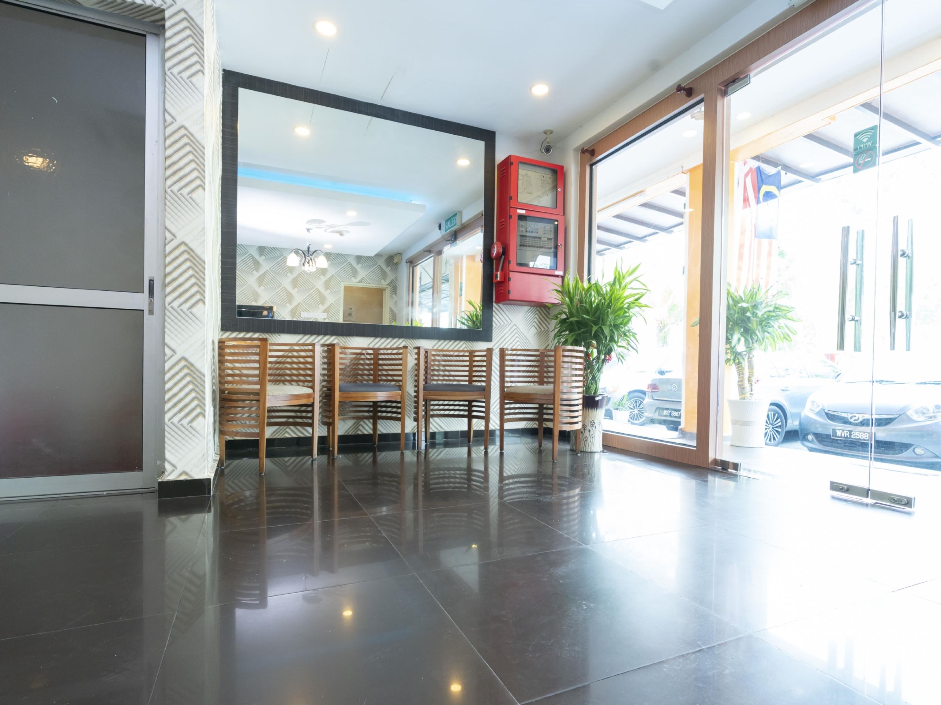 Oyo 503 Hotel Aromas Jb Johor Bahru Bagian luar foto